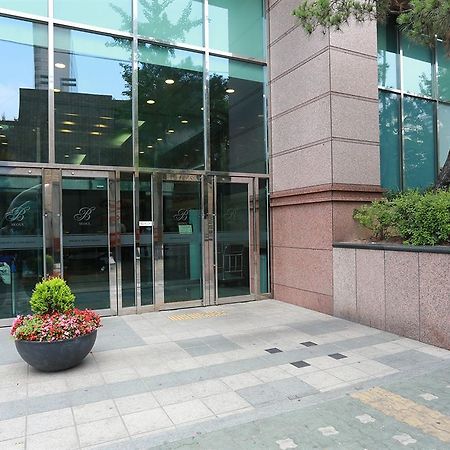 Brown Suites Residence Сеул Экстерьер фото